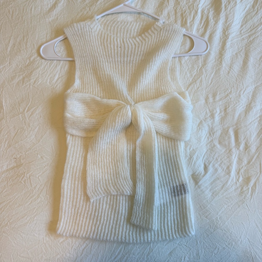 Knit top
